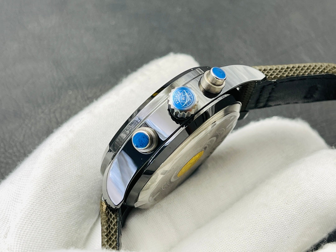 IWC Pilot Watch 23 - product view 5
