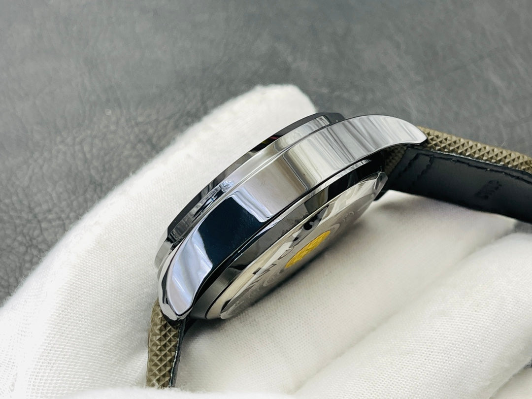 IWC Pilot Watch 23 - product view 6