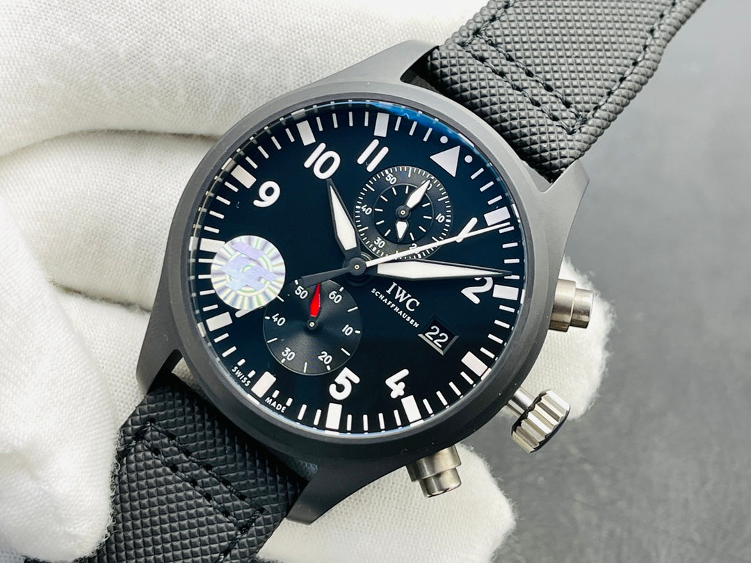 IWC Pilot Watch 24 - product view 3