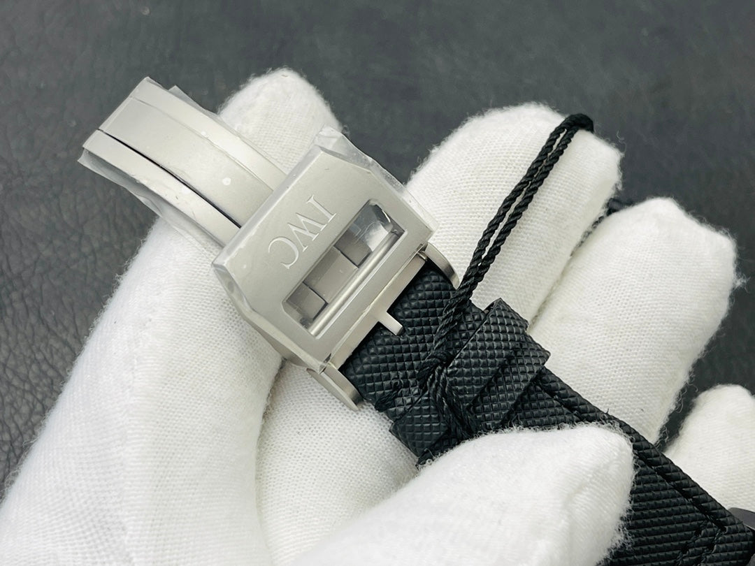 IWC Pilot Watch 24 - product view 9