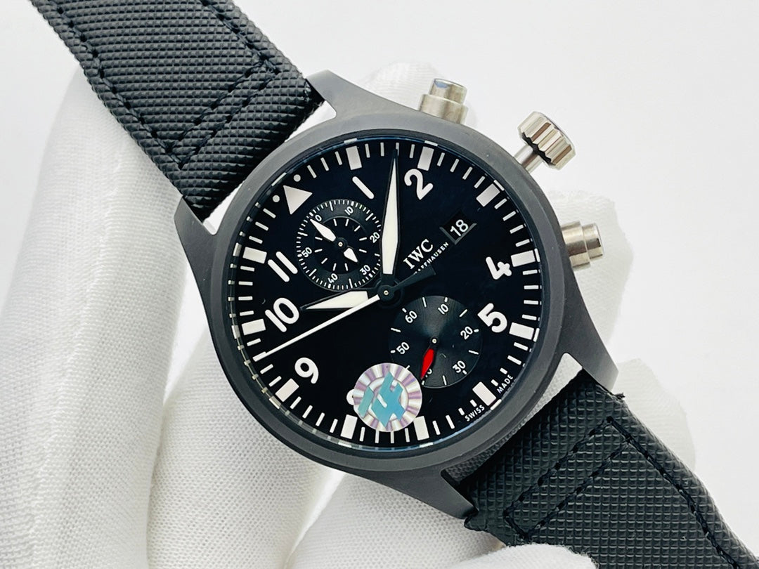 IWC Pilot Watch 25 - product view 1