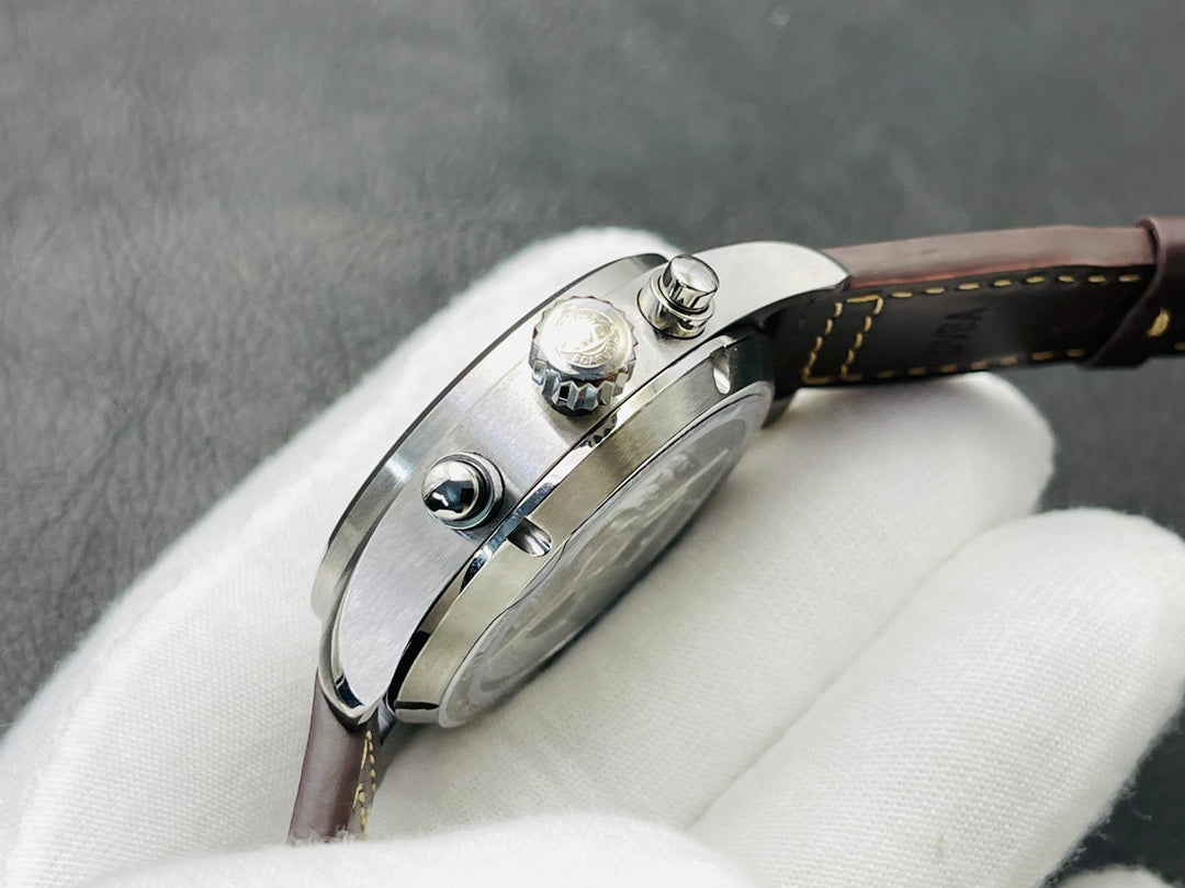 IWC Pilot Watch 29 - product view 5