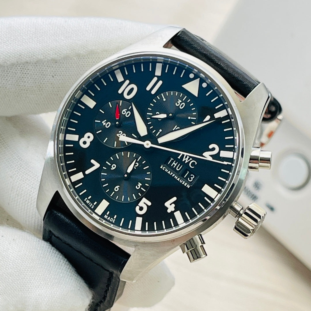 IWC Pilot Watch 30 - product view 3