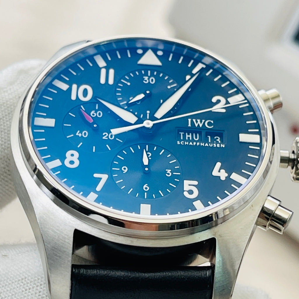 IWC Pilot Watch 30 - product view 4