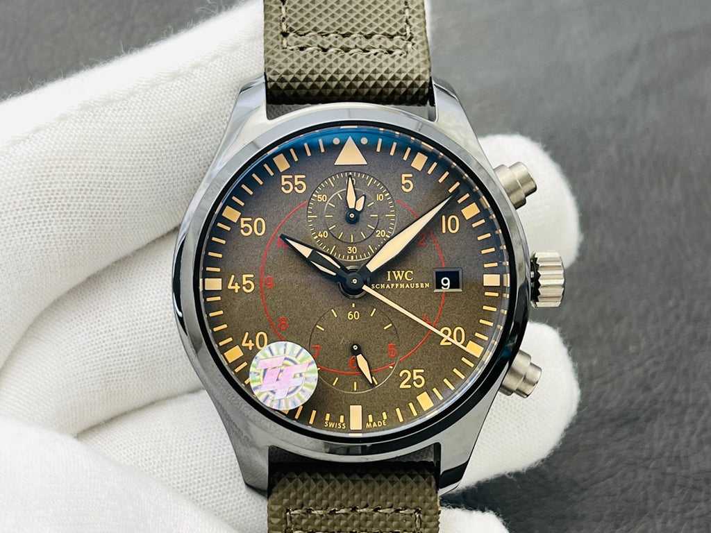 IWC Pilot Watch 31 - product view 2