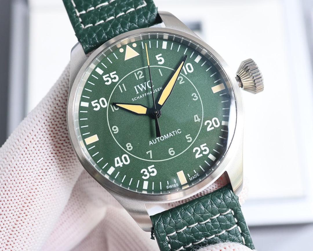 IWC Pilot Watch 33 - product view 5