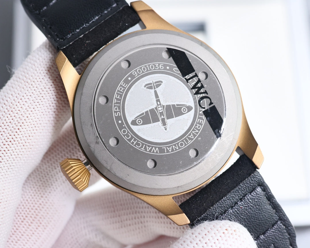 IWC Pilot Watch 33 - product view 9