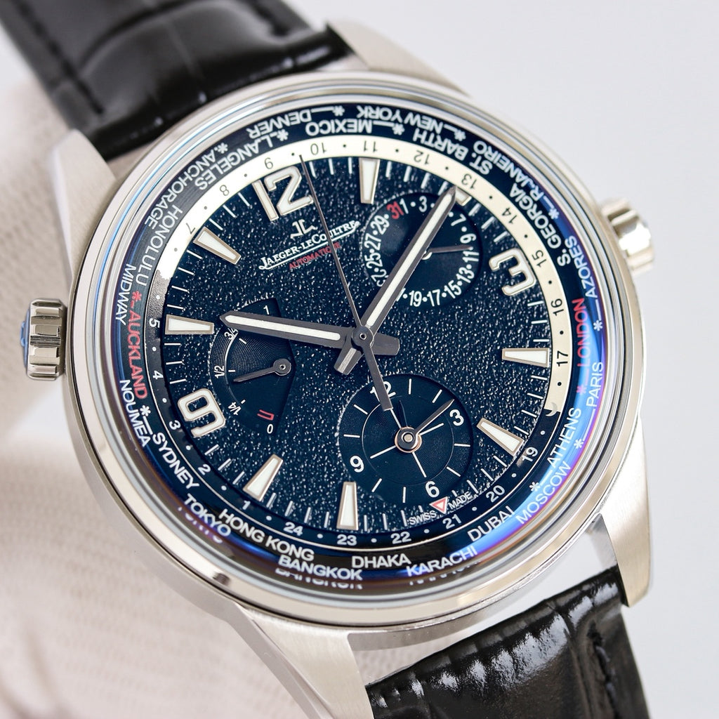 Jaeger-LeCoultre Master Control Watch G018 - product view 4