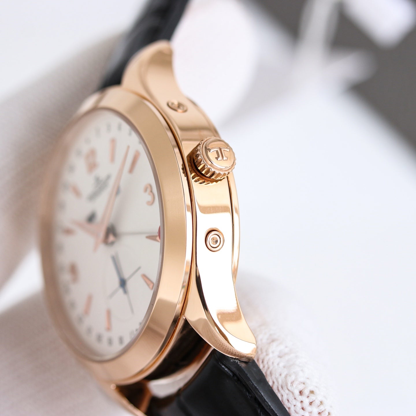 Jaeger-LeCoultre Master Control Watch G029 - product view 7