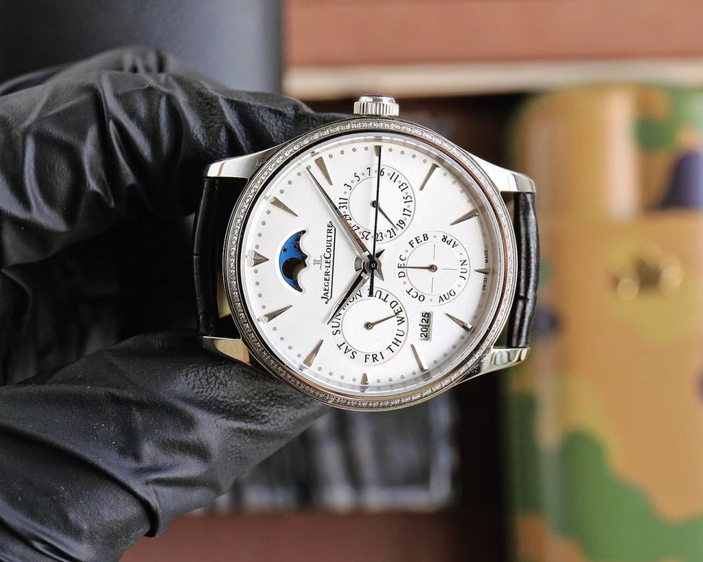 Jaeger-LeCoultre Master Control Watch G035 - product view 2