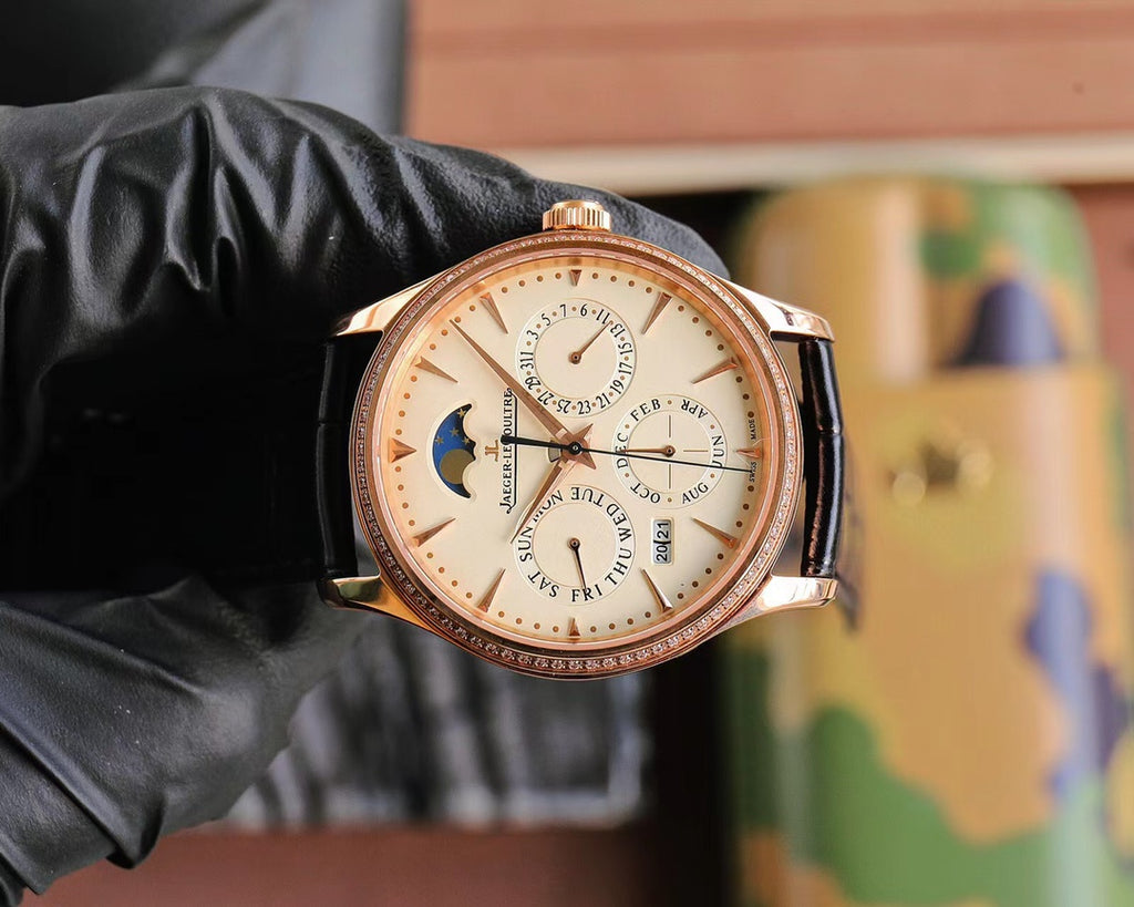 Jaeger-LeCoultre Master Control Watch G036 - product view 2