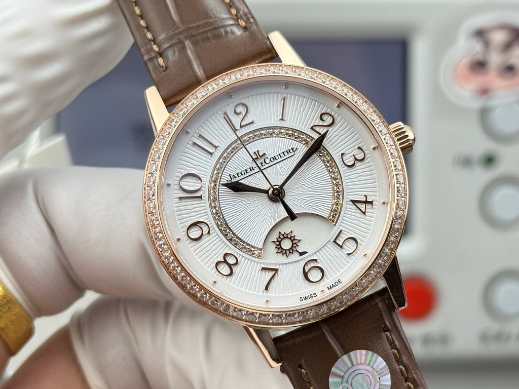 Jaeger-LeCoultre Master Control Watch G037 - product view 4