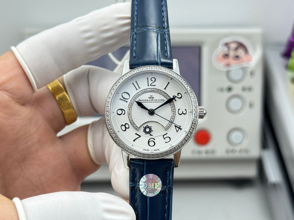 Jaeger-LeCoultre Master Control Watch G038 - product view 1