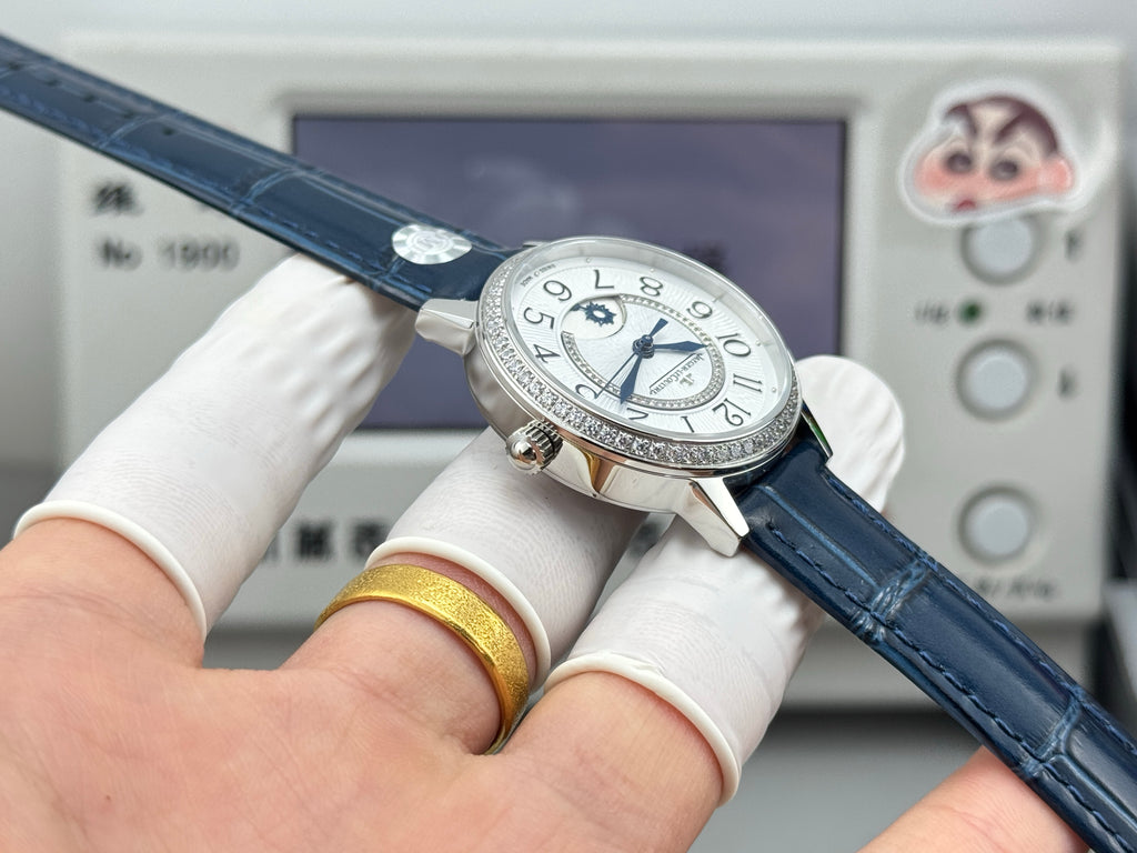 Jaeger-LeCoultre Master Control Watch G038 - product view 7