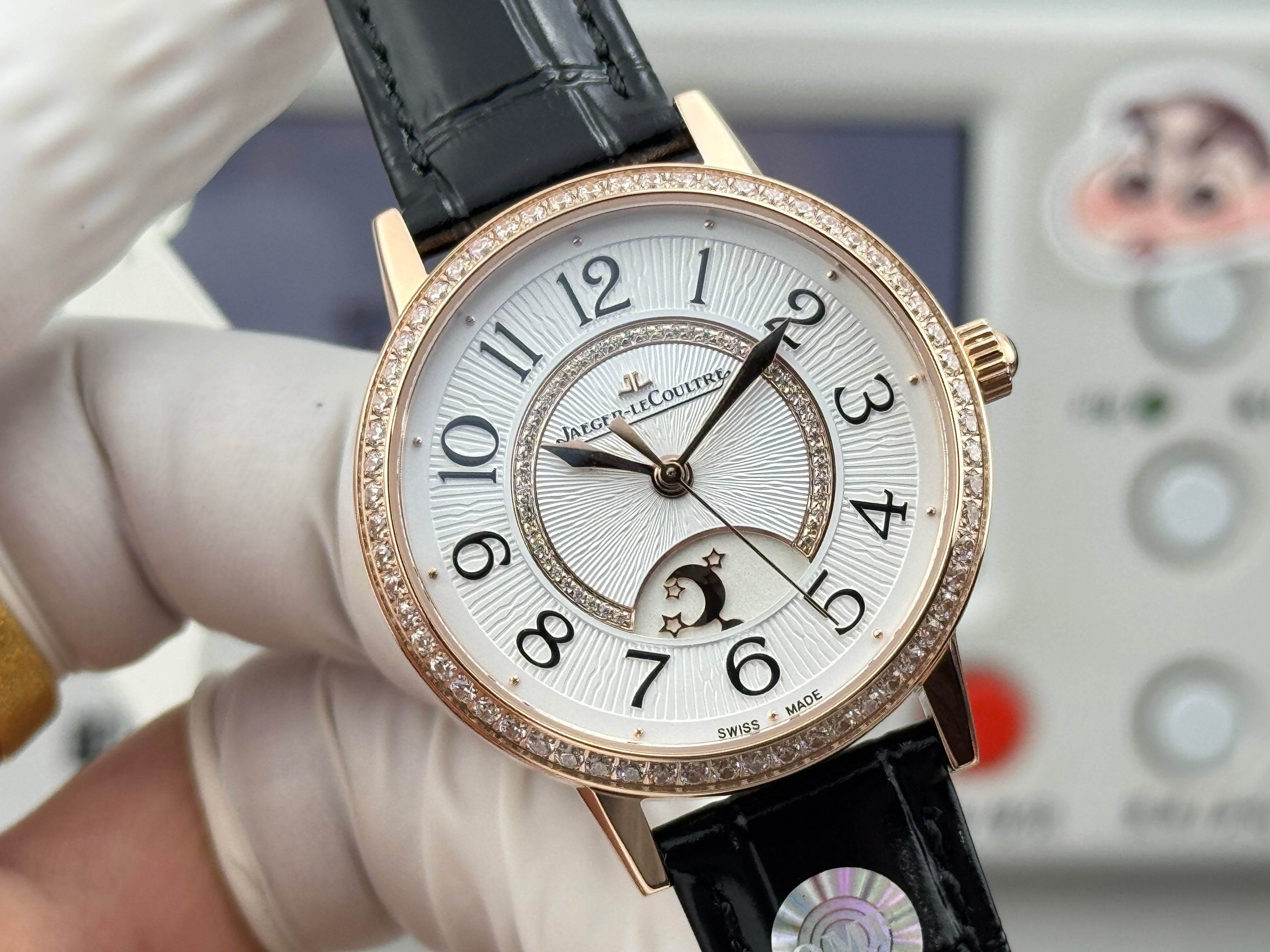 Jaeger-LeCoultre Master Control Watch G039 - product view 4