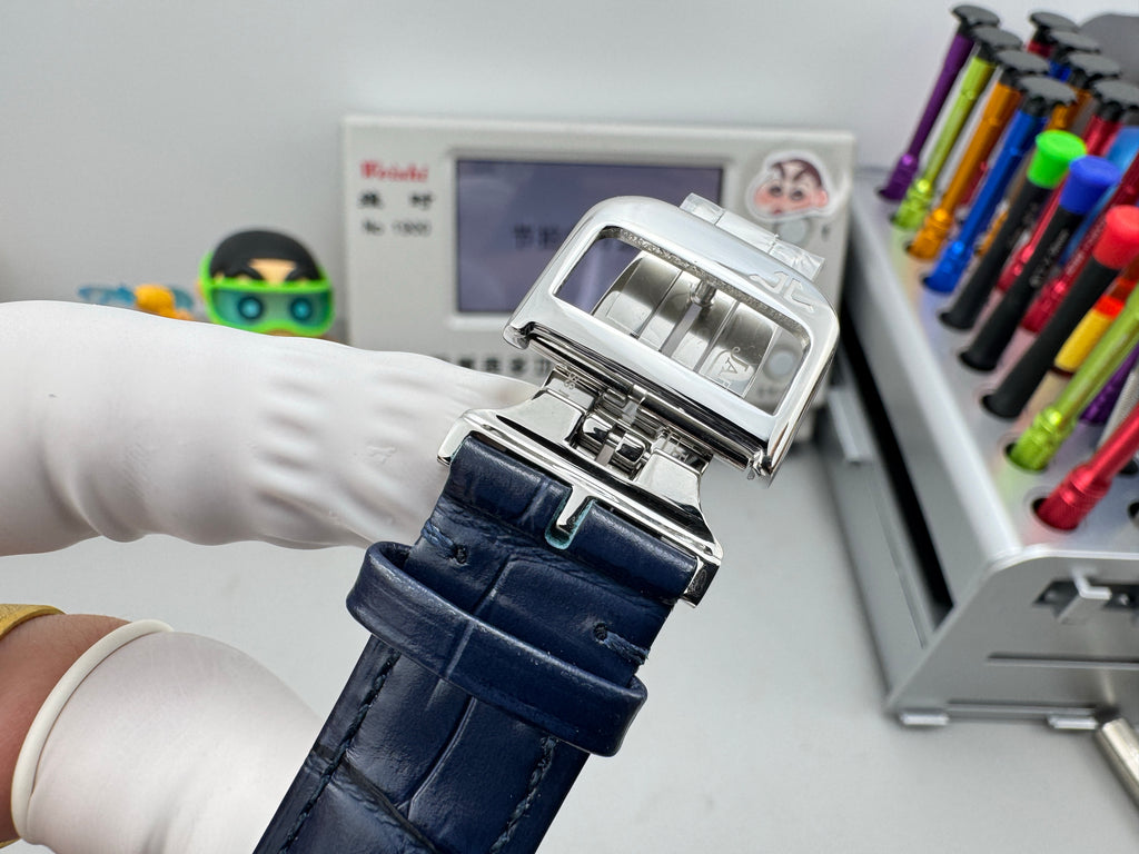 Jaeger-LeCoultre Master Ultra Thin Watch G043 - product view 9