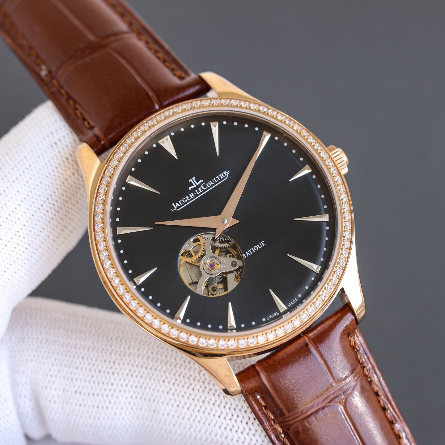 Jaeger-LeCoultre Master Ultra Thin Watch G046 - product view 1