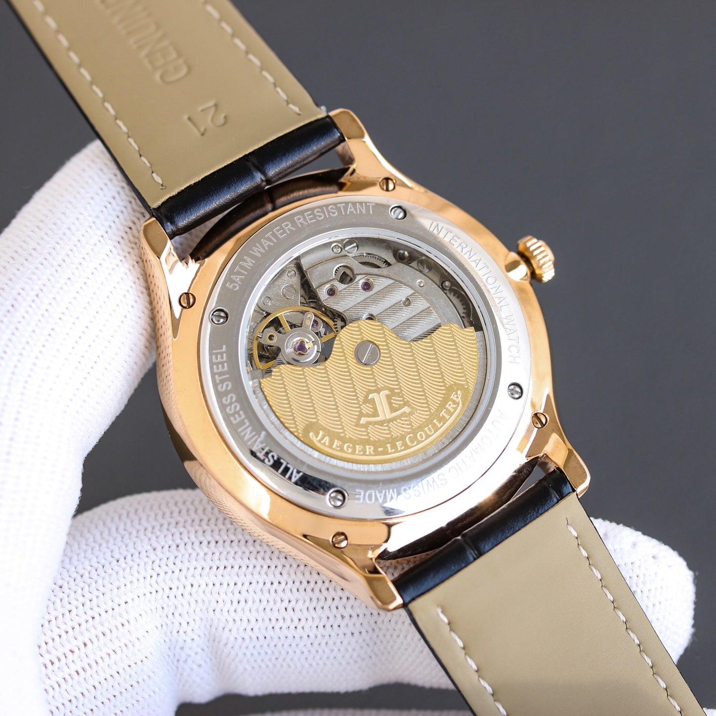 Jaeger-LeCoultre Master Control Watch G047 - product view 8