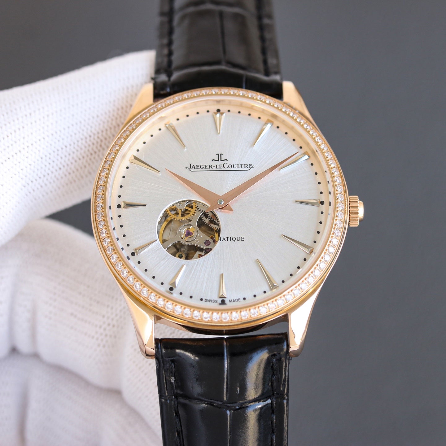 Jaeger-LeCoultre Master Ultra Thin Watch G048 - product view 2