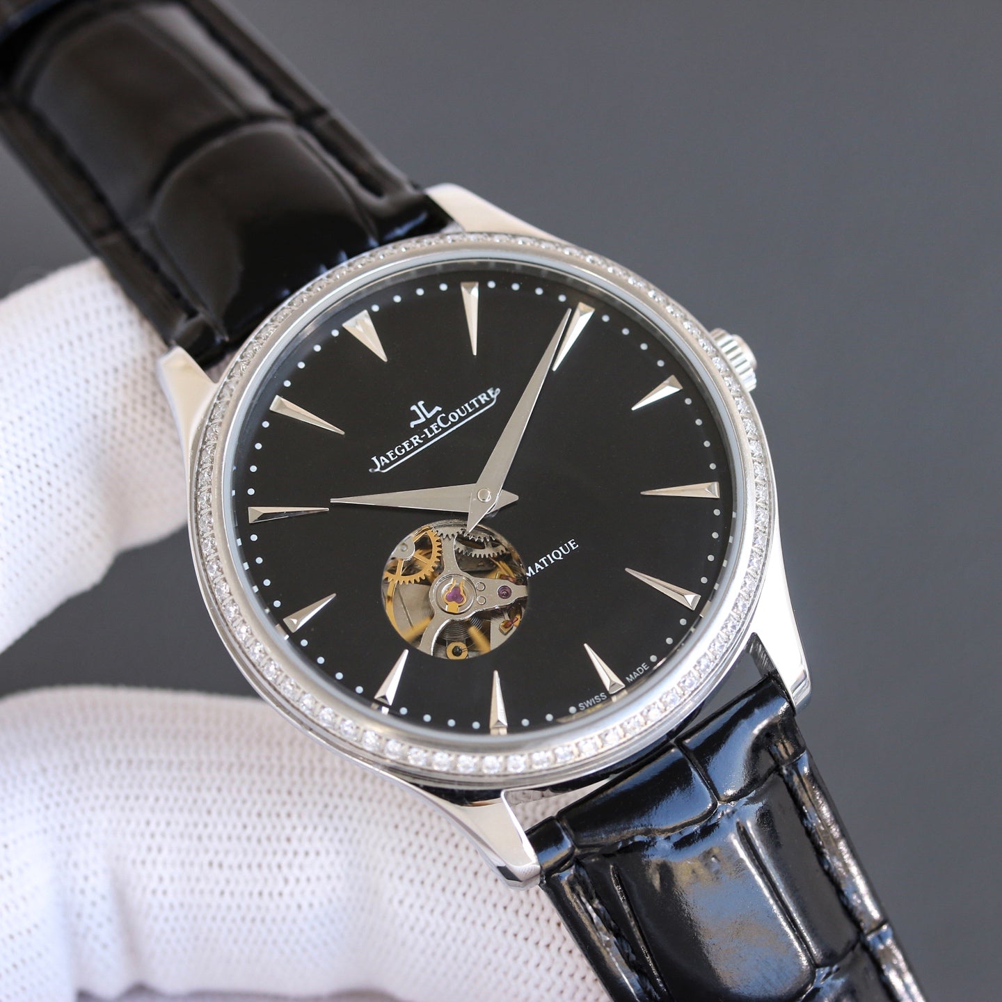 Jaeger-LeCoultre Master Ultra Thin Watch G048 - product view 4