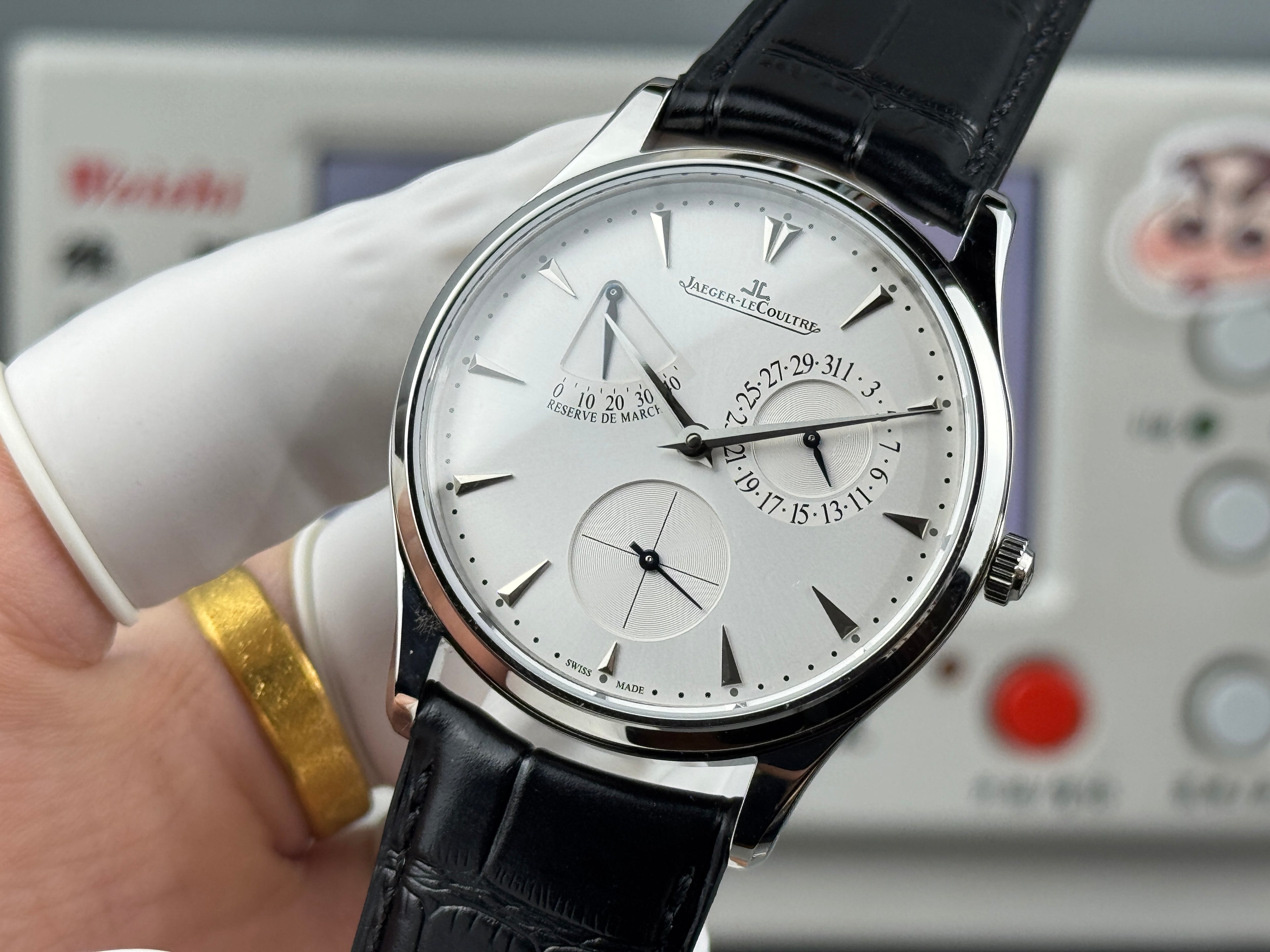 Jaeger-LeCoultre Master Ultra Thin Watch G049 - product view 5