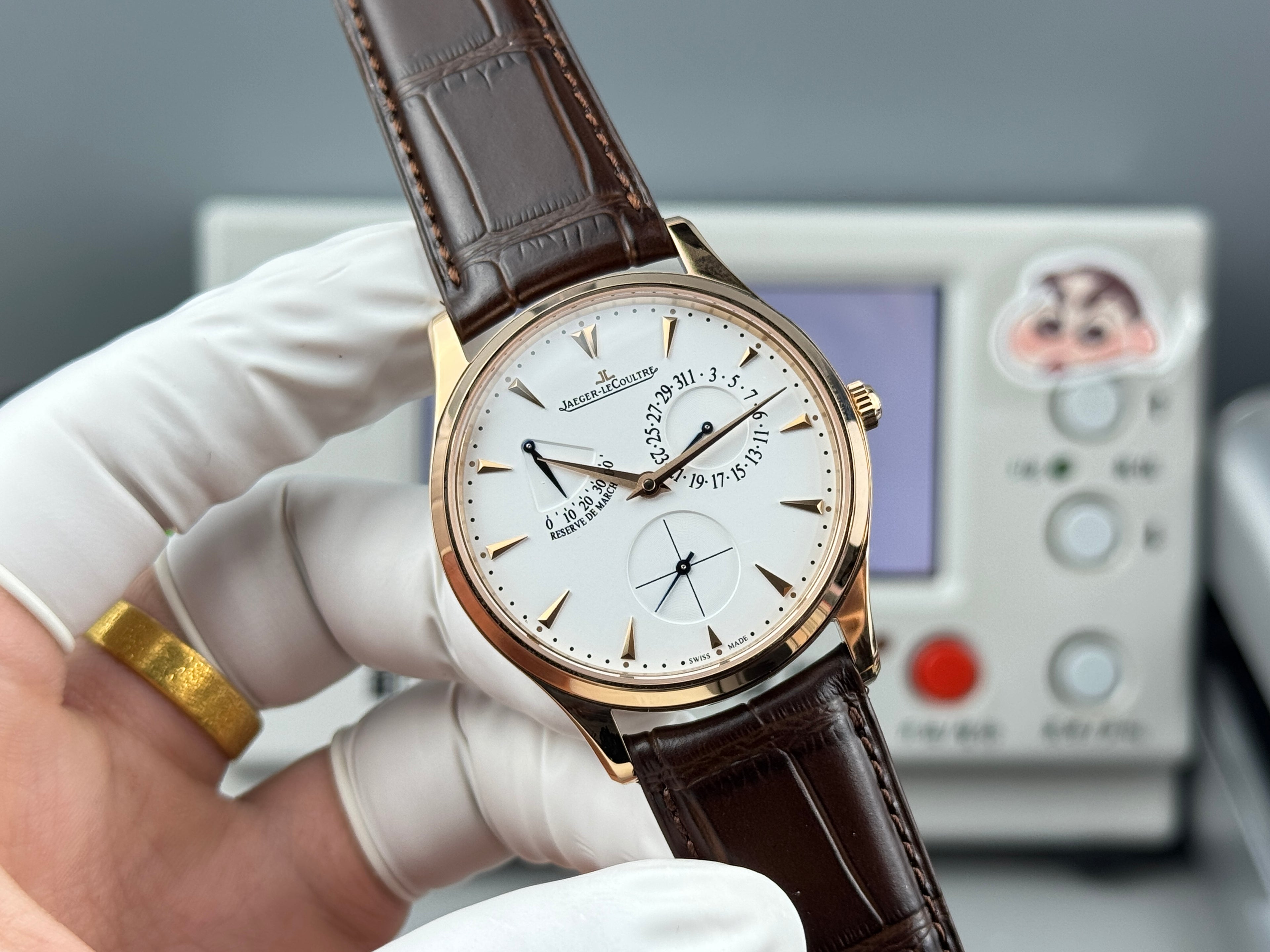 Jaeger-LeCoultre Master Ultra Thin Watch G050 - product view 2