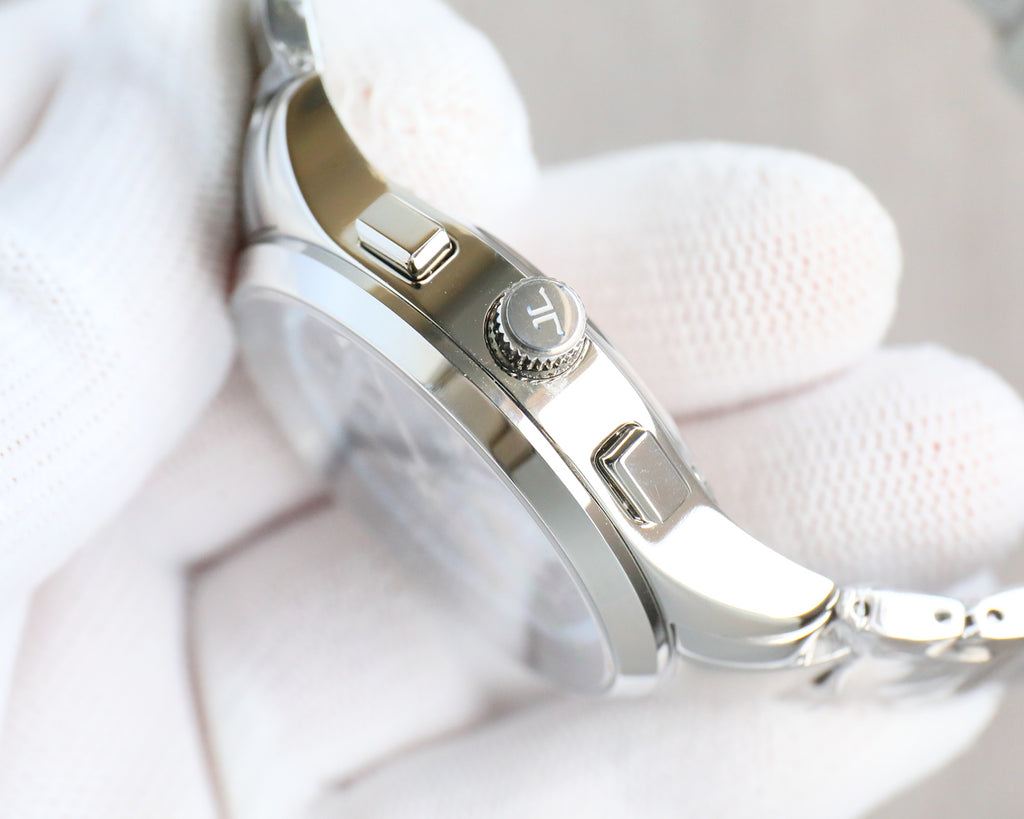 Jaeger-LeCoultre Master Control Watch G052 - product view 5