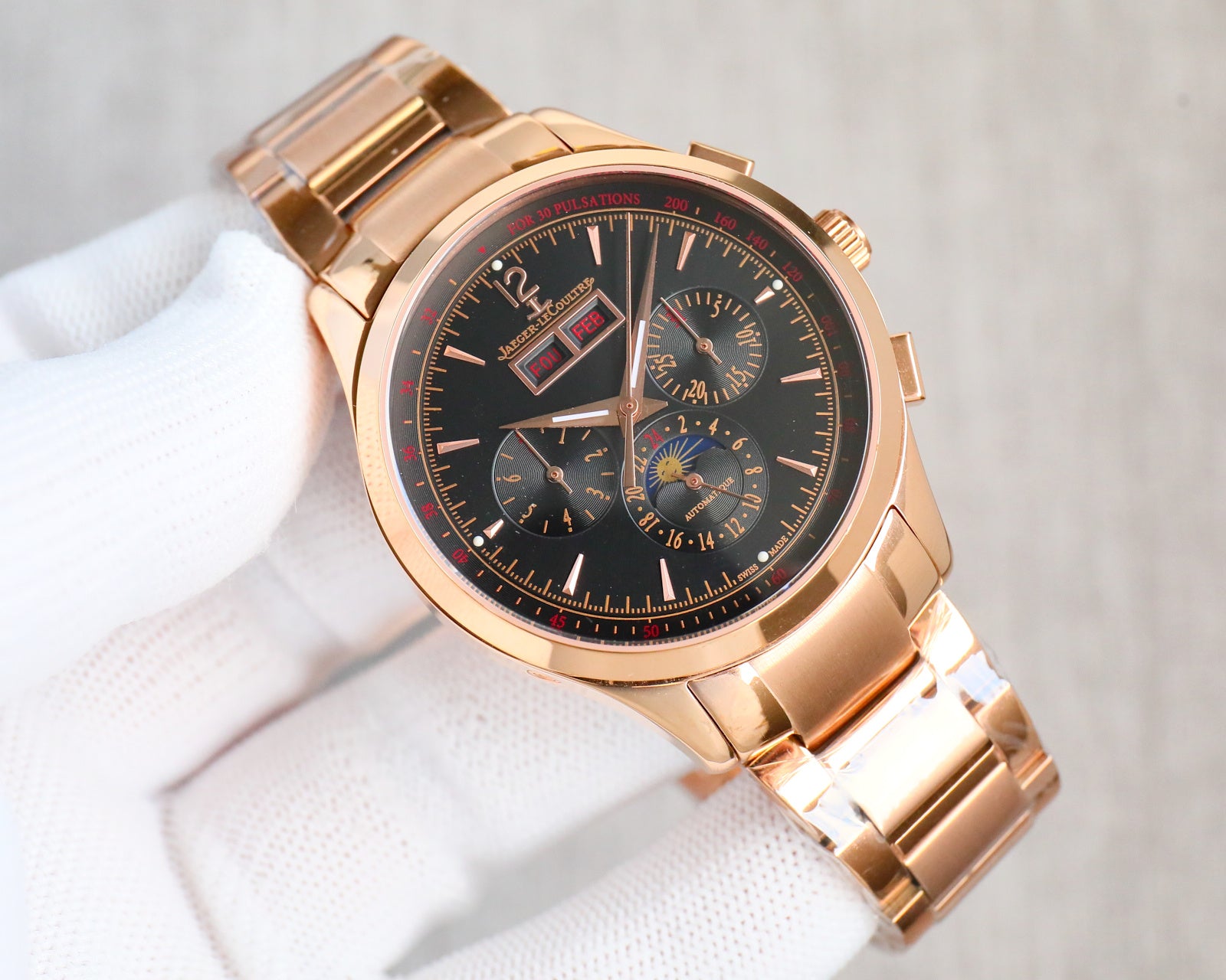 Jaeger-LeCoultre Master Control Watch G053 - product view 1