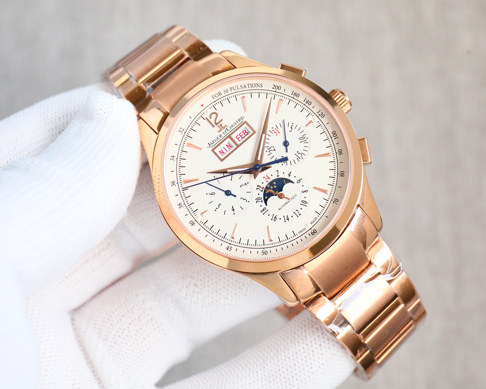 Jaeger-LeCoultre Master Control Watch G053 - product view 11