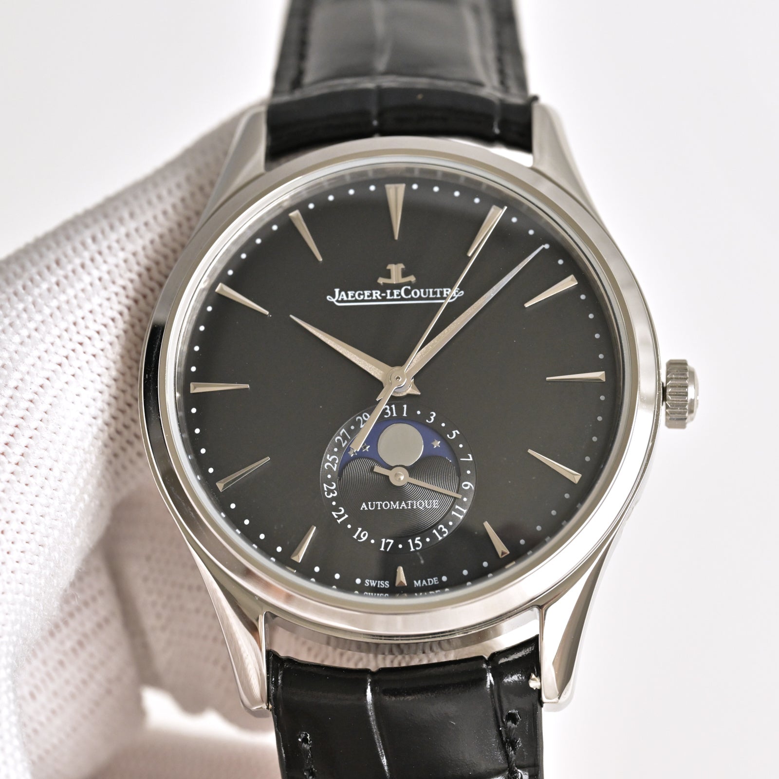 Jaeger-LeCoultre Master Ultra Thin Watch G065 - product view 2