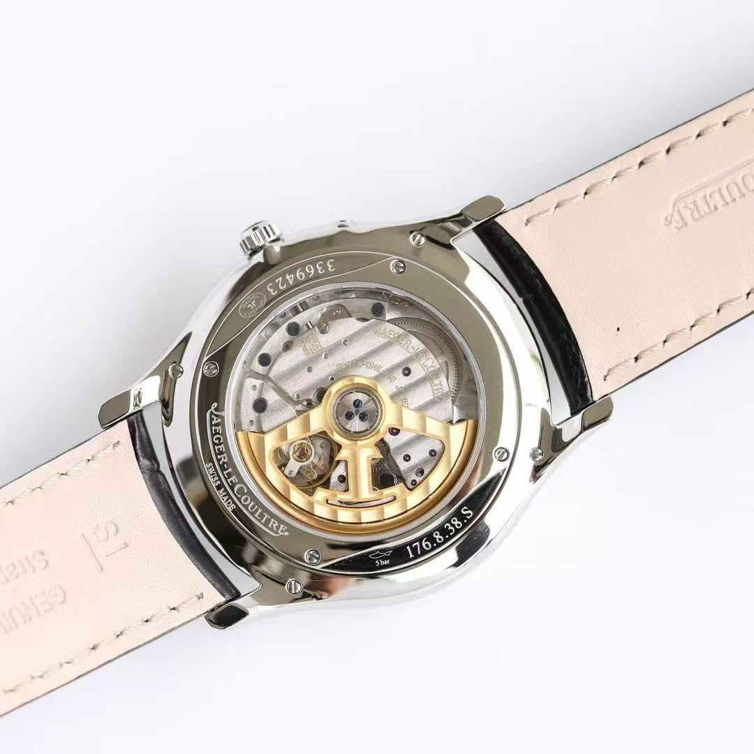 Jaeger-LeCoultre Master Control Watch G071 - product view 4