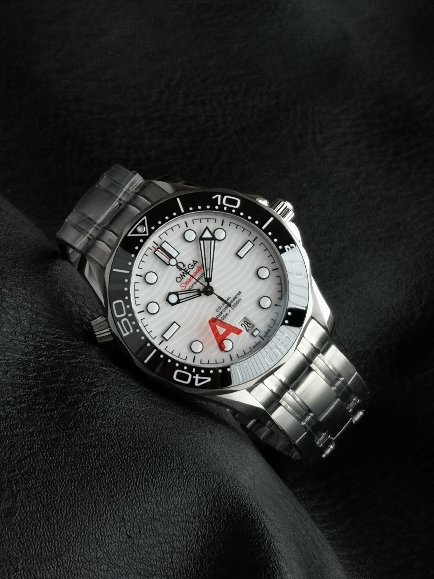 Omega Seamaster Watch G009 - product view 4
