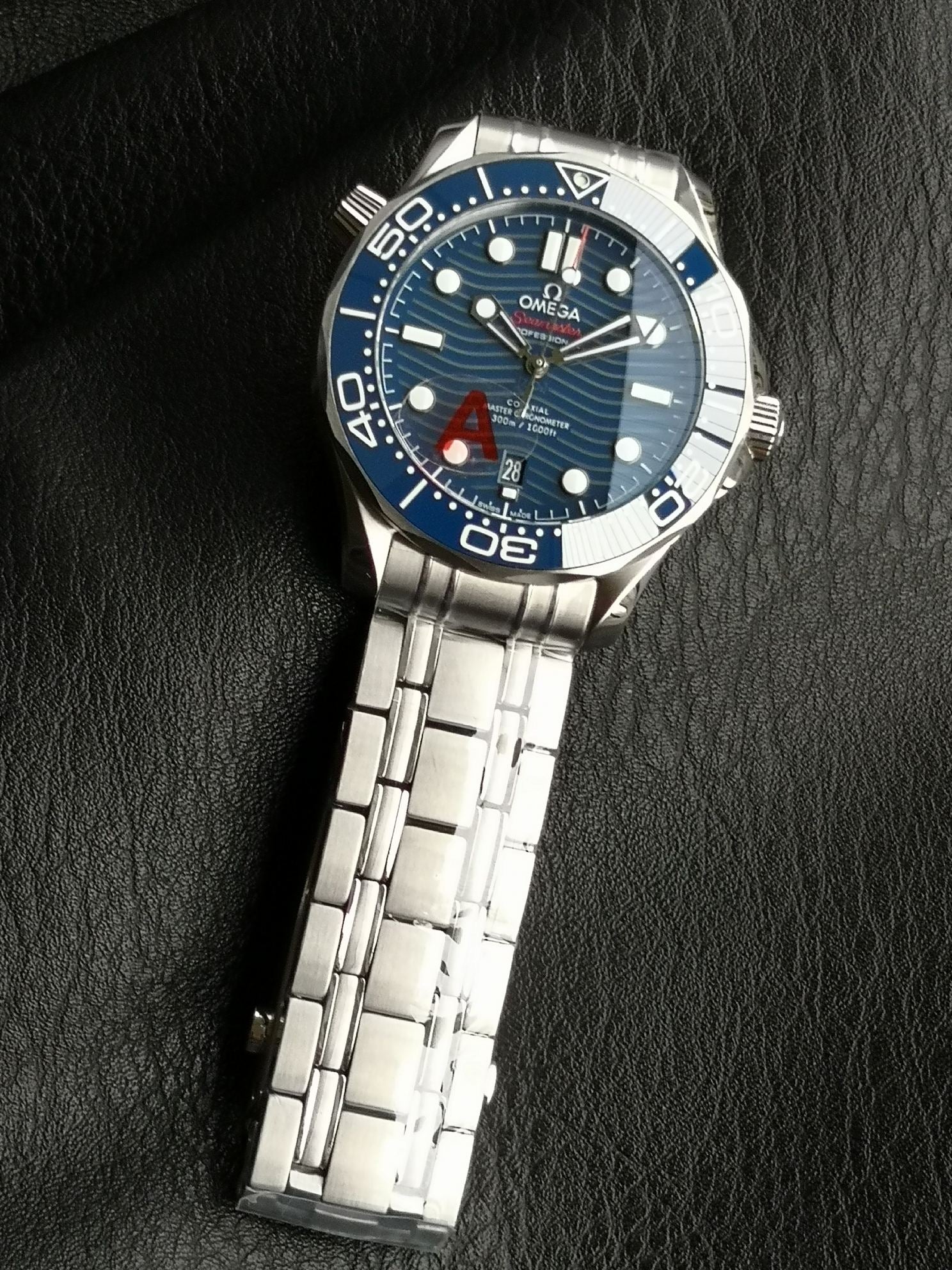 Omega Seamaster Watch G010 - product view 2