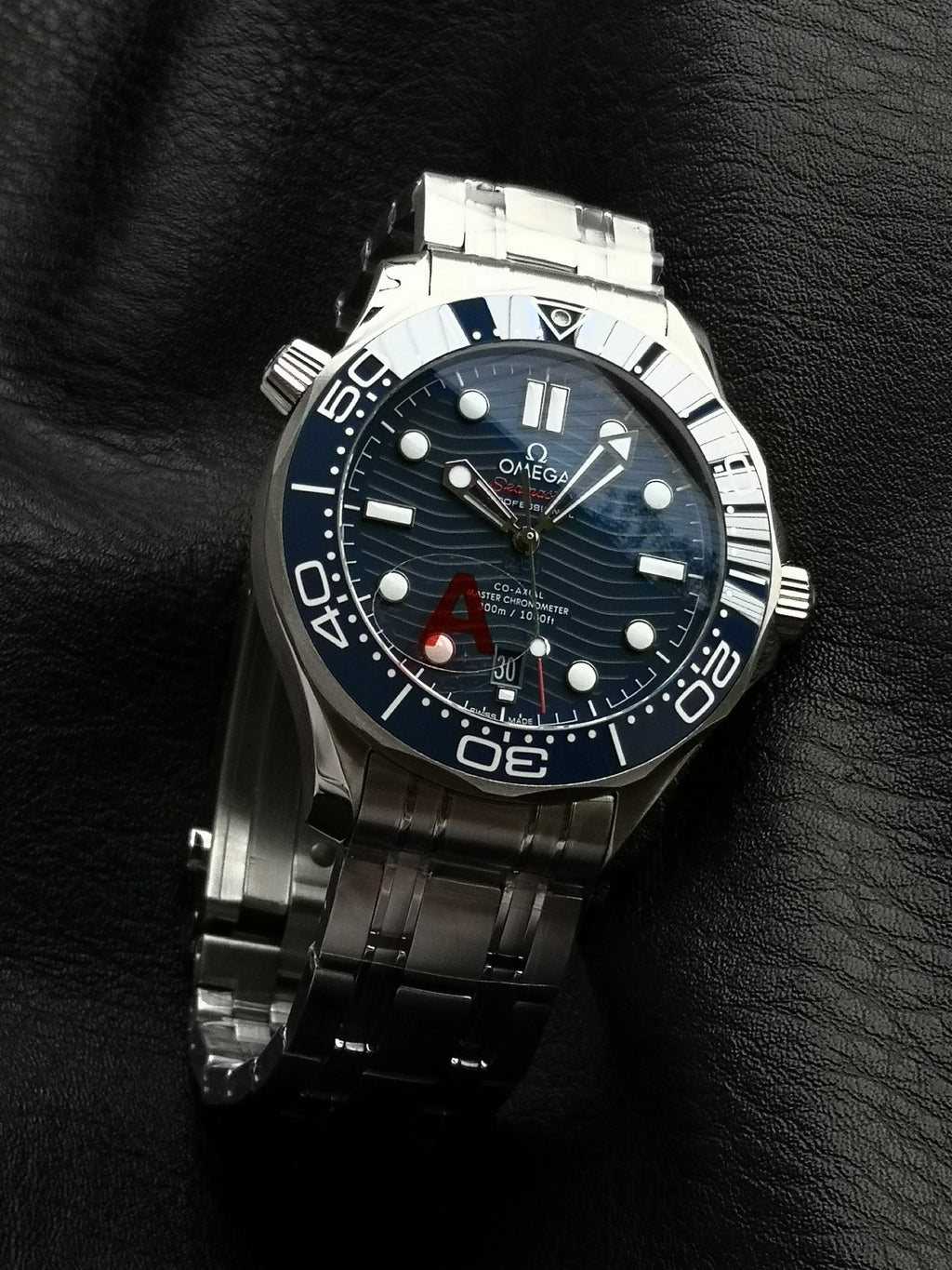 Omega Seamaster Watch G010 - product view 3
