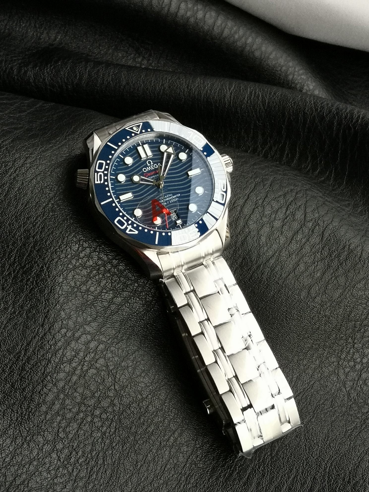 Omega Seamaster Watch G010 - product view 6
