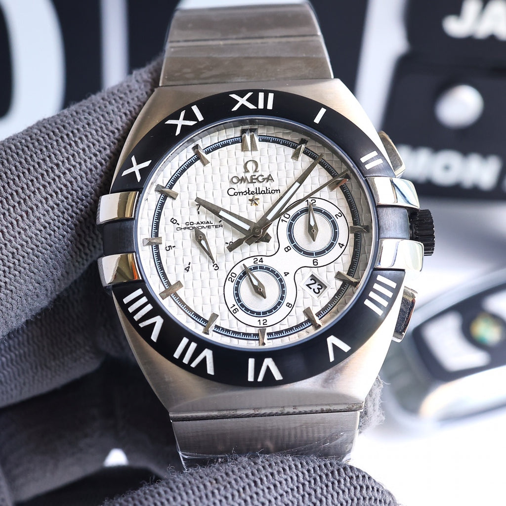 Omega Constellation Watch 01 - product view 4