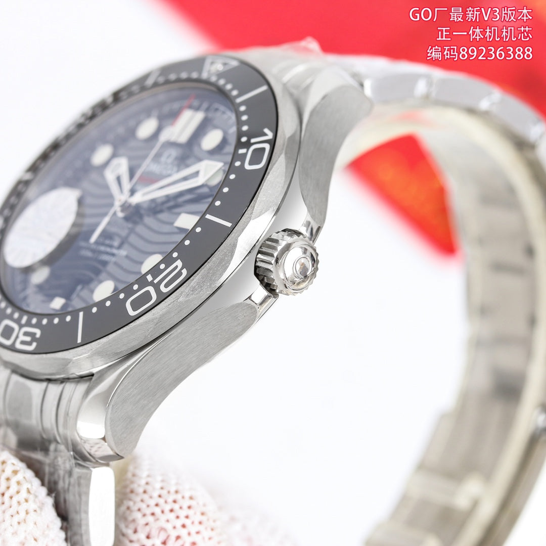 Omega Seamaster Watch 04 - product view 5