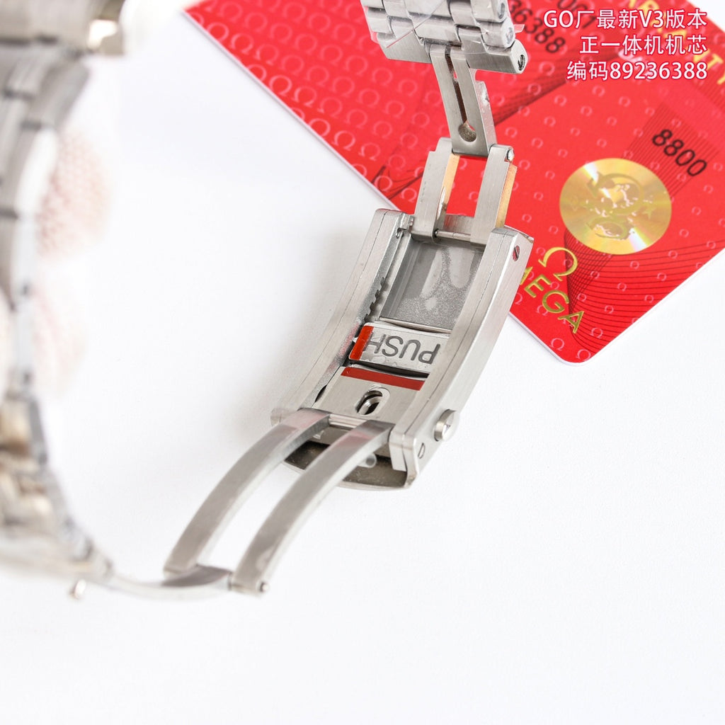 Omega Seamaster Watch 04 - product view 8