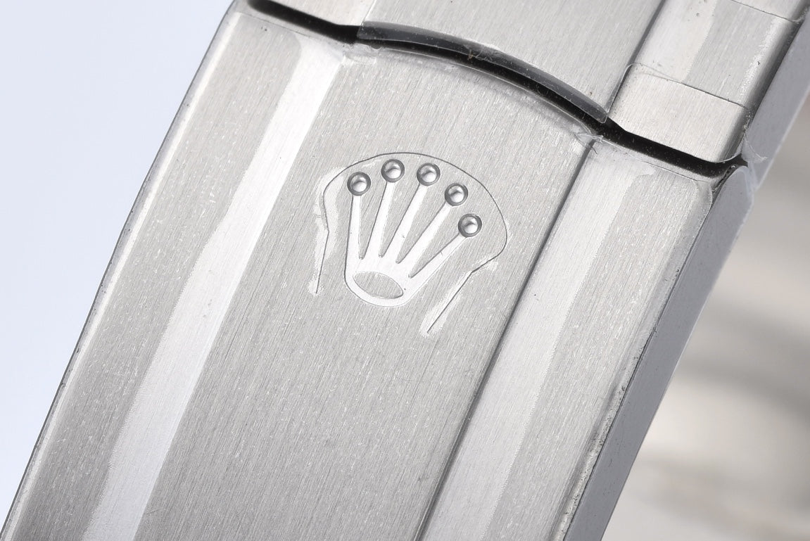 Rolex Oyster Perpetual Watch G28 - product view 3