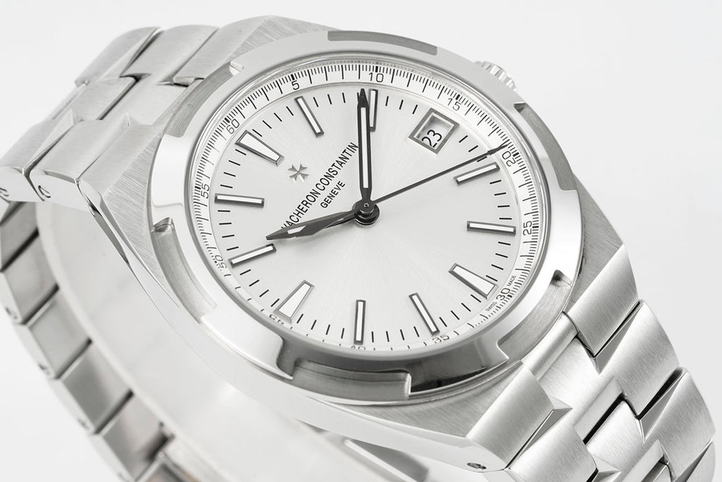 Vacheron Constantin Overseas Watch 004 Steel White Dial - product view 1