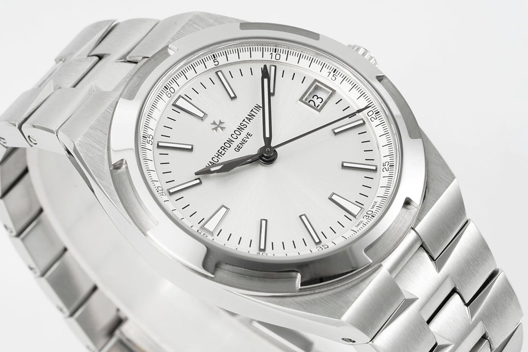 Vacheron Constantin Overseas Watch 004 Steel White Dial - product view 1