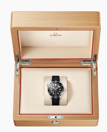 Omega Seamaster Collection 300M Diving Watch, 42mm, Stainless Steel Case with Rubber Strap, Replica Watch